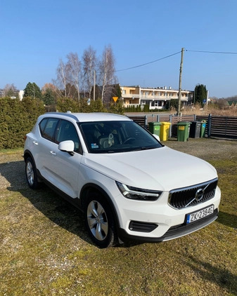 Volvo XC 40 cena 112000 przebieg: 133000, rok produkcji 2018 z Przysucha małe 79